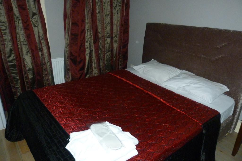 Eagles Budget Home Istanbul Room photo