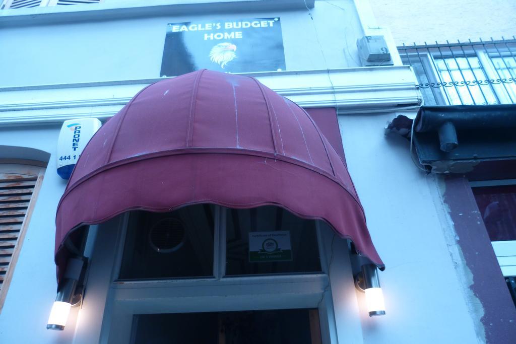 Eagles Budget Home Istanbul Room photo